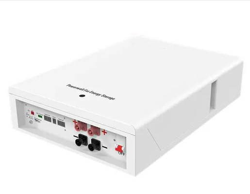 5.12kWh 100Ah の世帯の太陽電池システム、インバーター電池の壁の台紙 6000 サイクル