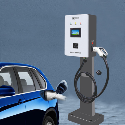 5メートルが付いている30KW 100A EVの充電器の場所は銃をケーブルで通信する